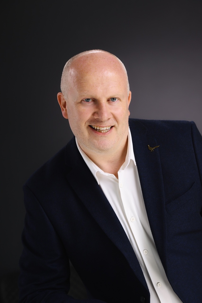 PS2-Daniel Smith-director